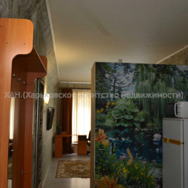 Продам квартиру, Героев Харькова просп. , 1 кім., 30 м², евроремонт 