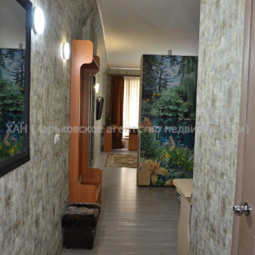 Продам квартиру, Героев Харькова просп. , 1 кім., 30 м², евроремонт 