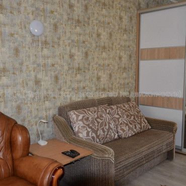 Продам квартиру, Героев Харькова просп. , 1 кім., 30 м², евроремонт 