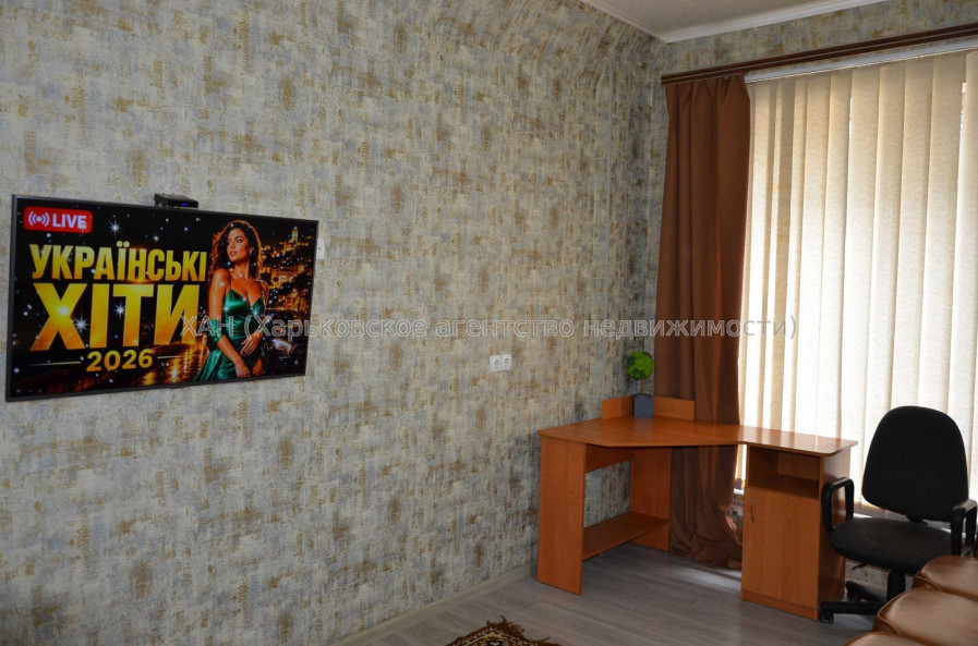 Продам квартиру, Героев Харькова просп. , 1 кім., 30 м², евроремонт 