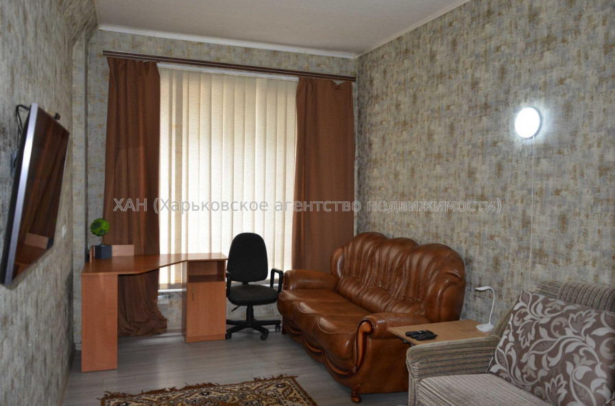 Продам квартиру, Героев Харькова просп. , 1 кім., 30 м², евроремонт 