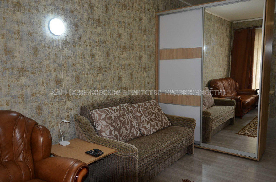 Продам квартиру, Героев Харькова просп. , 1 кім., 30 м², евроремонт 