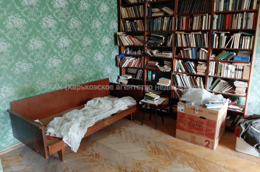Продам квартиру, Ощепкова Андрея ул. , 2  ком., 46 м², советский ремонт 