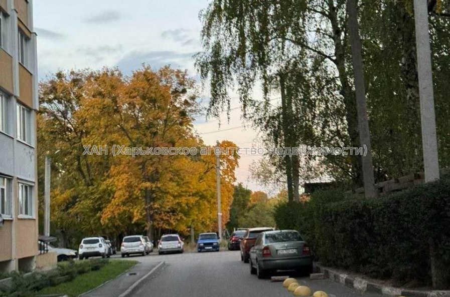 Продам квартиру, Льва Ландау просп. , 2 кім., 68 м², евроремонт 