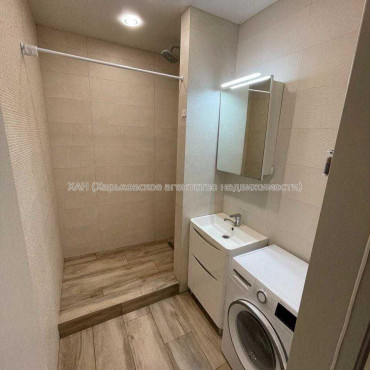 Продам квартиру, Льва Ландау просп. , 2 кім., 68 м², евроремонт 