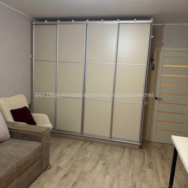 Продам квартиру, Льва Ландау просп. , 2 кім., 68 м², евроремонт 