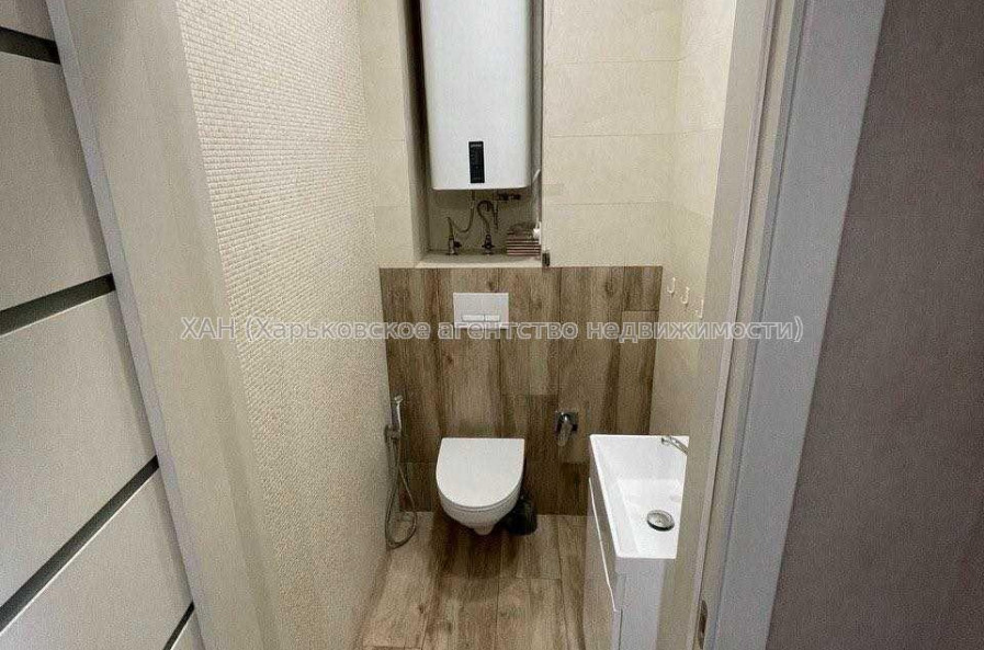 Продам квартиру, Льва Ландау просп. , 2 кім., 68 м², евроремонт 