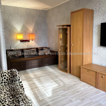Продам квартиру, Гарибальди ул. , 1  ком., 37 м², косметический ремонт 