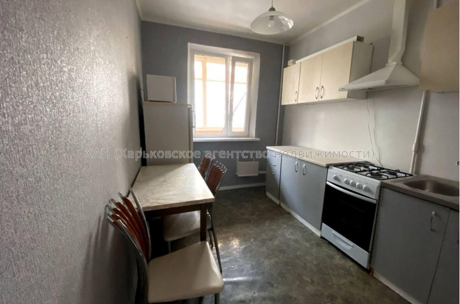 Продам квартиру, Гарибальди ул. , 1  ком., 37 м², косметический ремонт 