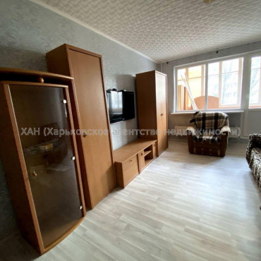 Продам квартиру, Гарибальди ул. , 1  ком., 37 м², косметический ремонт 