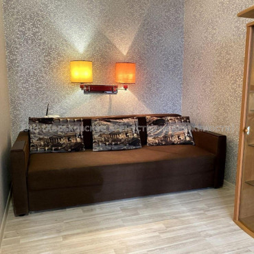 Продам квартиру, Гарибальди ул. , 1  ком., 37 м², косметический ремонт 