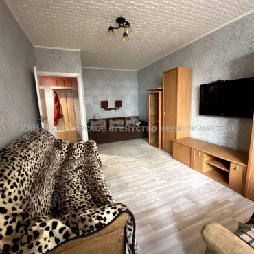 Продам квартиру, Гарибальди ул. , 1  ком., 37 м², косметический ремонт 