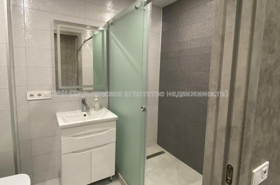 Продам квартиру, Героев Харькова просп. , 3  ком., 71.80 м², евроремонт 