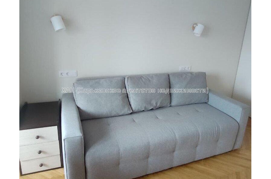 Продам квартиру, 23 Августа ул. , 2 кім., 46 м², евроремонт 