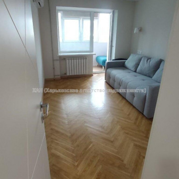 Продам квартиру, 23 Августа ул. , 2 кім., 46 м², евроремонт 