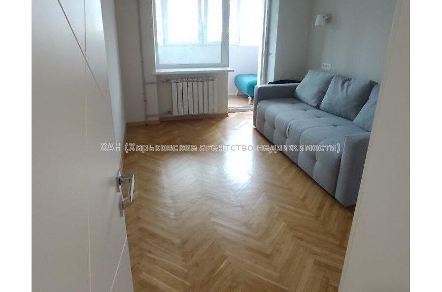Продам квартиру, 23 Августа ул. , 2 кім., 46 м², евроремонт 