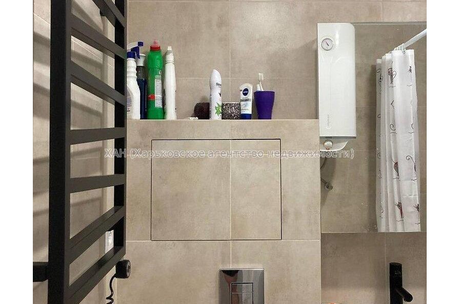 Продам квартиру, 23 Августа ул. , 2 кім., 46 м², евроремонт 