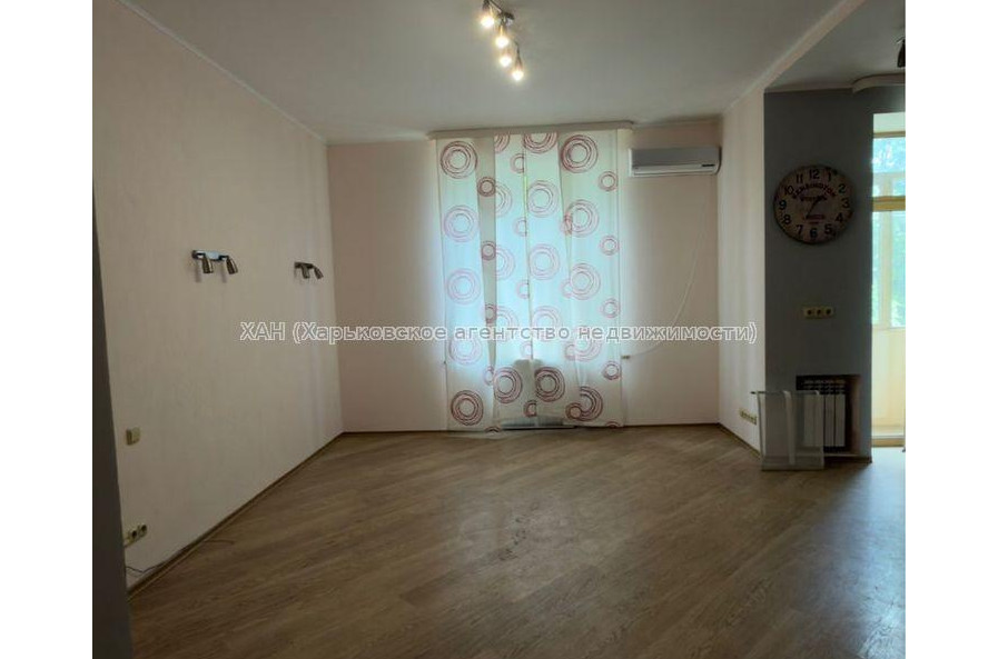 Продам квартиру, Культуры ул. , 2 кім., 62.10 м², косметический ремонт 