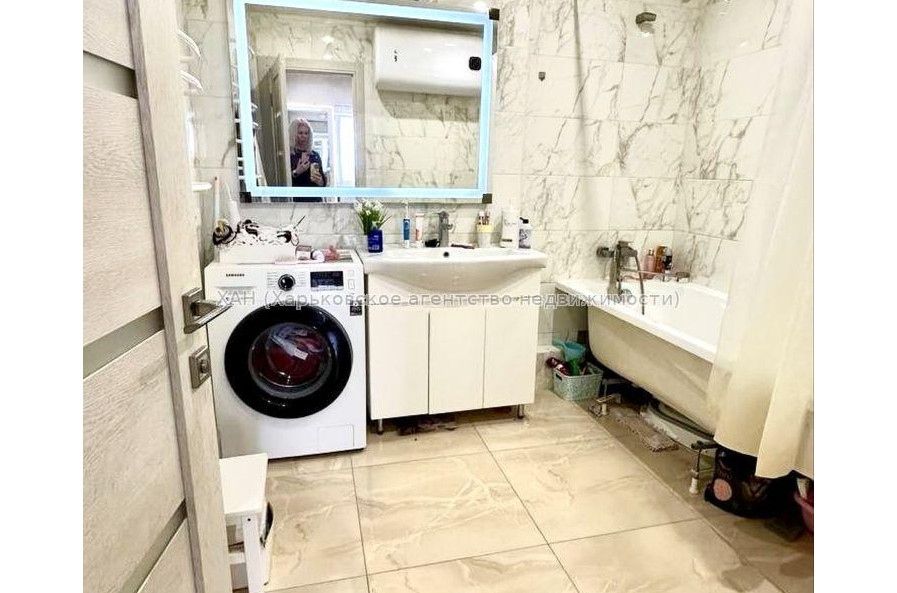 Продам квартиру, Золочевская ул. , 2  ком., 50 м², евроремонт 