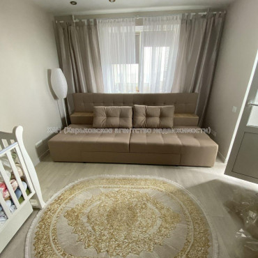 Продам квартиру, Золочевская ул. , 2  ком., 50 м², евроремонт 