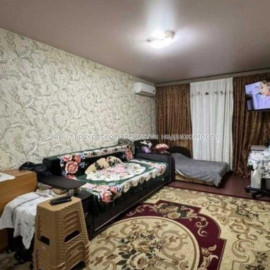 Продам квартиру, Гарибальди ул. , 2 , 1 кім., 17 м², косметический ремонт