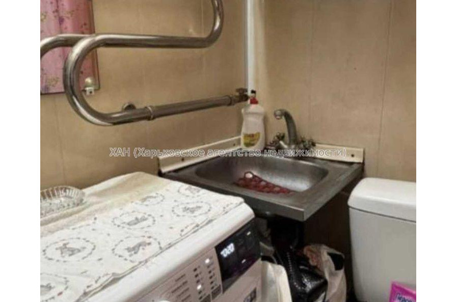 Продам квартиру, Гарибальди ул. , 2 , 1 кім., 17 м², косметический ремонт 