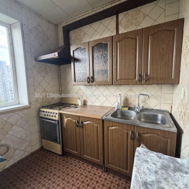 Сдам квартиру, Героев Харькова просп. , 3  ком., 65 м², косметический ремонт 