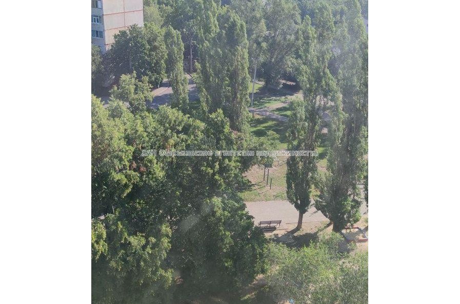 Продам квартиру, Победы просп. , 3 кім., 65.30 м², капитальный ремонт 