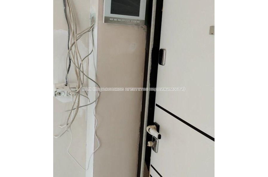 Продам квартиру, Победы просп. , 3 кім., 65.30 м², капитальный ремонт 