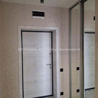Продам квартиру, Ньютона ул. , 2 кім., 42 м², евроремонт 