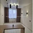 Продам квартиру, Ньютона ул. , 2 кім., 42 м², евроремонт 