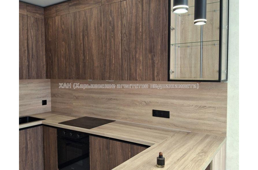 Продам квартиру, Ньютона ул. , 2 кім., 42 м², евроремонт 