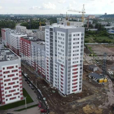 Продам квартиру, Шевченко ул. , 1  ком., 42.75 м², без внутренних работ 