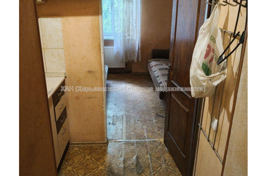 Продам квартиру, Камышева ул. , 1  ком., 12.90 м², без ремонта 