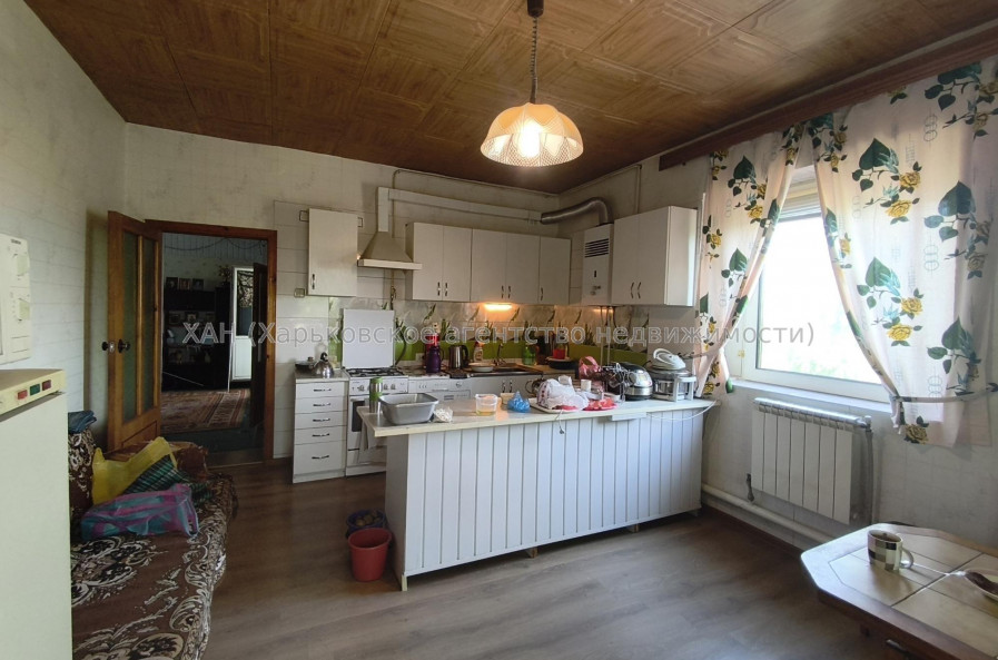 Продам будинок, Заречный пер. , 238 м², 11 соток, косметический ремонт 