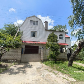 Продам будинок, Заречный пер. , 238 м², 11 соток, косметический ремонт