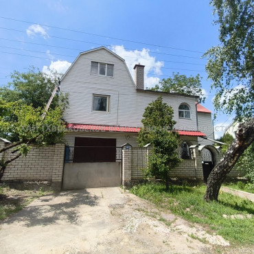 Продам будинок, Заречный пер. , 238 м², 11 соток, косметический ремонт 