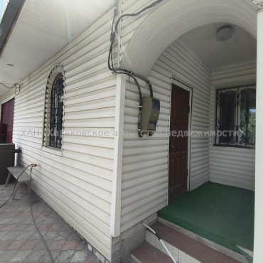 Продам будинок, Заречный пер. , 238 м², 11 соток, косметический ремонт 