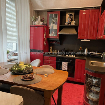 Продам квартиру, Героев Харькова просп. , 3 кім., 75 м², евроремонт 