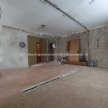 Продам квартиру, Отакара Яроша ул. , 7 , 2 кім., 44 м², советский ремонт 