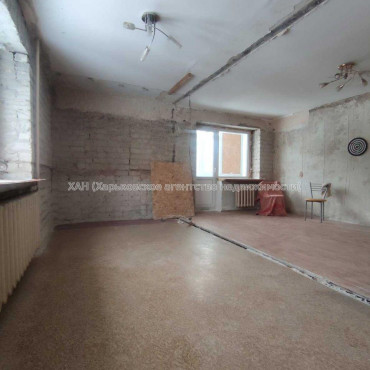 Продам квартиру, Отакара Яроша ул. , 7 , 2 кім., 44 м², советский ремонт 