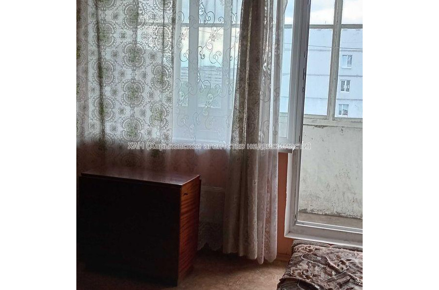 Продам квартиру, 92-й бригады ул. , 1  ком., 38.60 м², косметический ремонт 