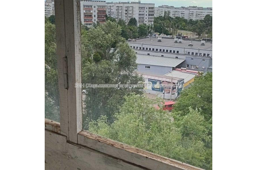 Продам квартиру, 92-й бригады ул. , 1  ком., 38.60 м², косметический ремонт 
