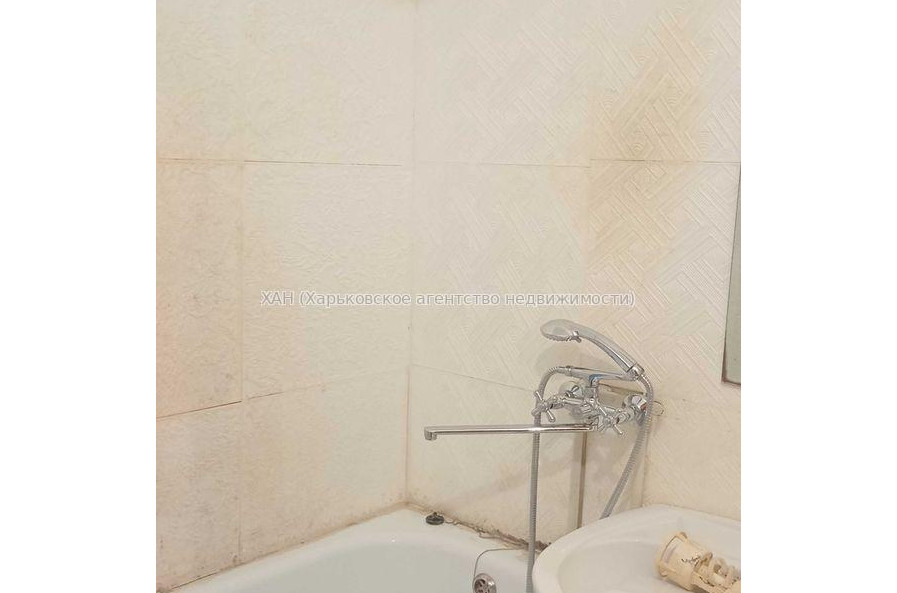 Продам квартиру, 92-й бригады ул. , 1  ком., 38.60 м², косметический ремонт 