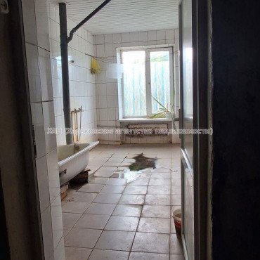 Продам квартиру, Библика ул. , 1 кім., 12 м², косметический ремонт 