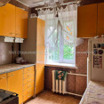 Продам квартиру, Защитников Неба ул. , 2  ком., 44 м², советский ремонт 