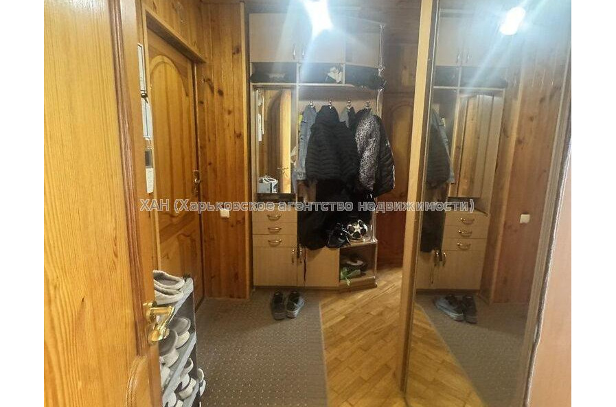 Продам квартиру, Библика ул. , 2  ком., 47 м², косметический ремонт 