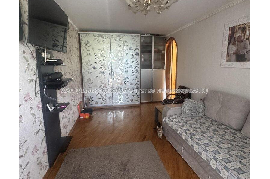 Продам квартиру, Библика ул. , 2  ком., 47 м², косметический ремонт 