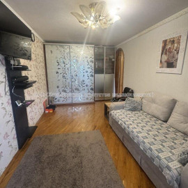 Продам квартиру, Библика ул. , 2  ком., 47 м², косметический ремонт