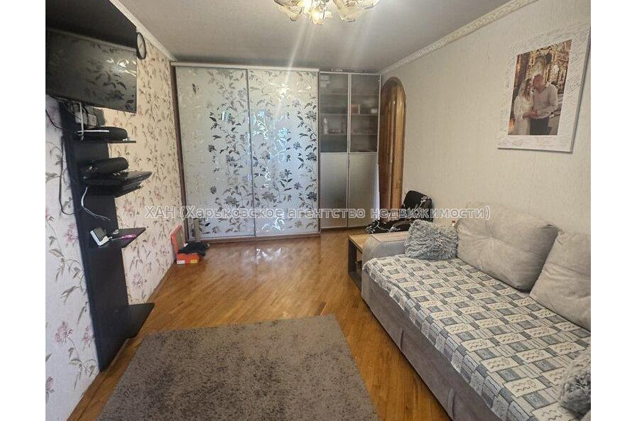 Продам квартиру, Библика ул. , 2  ком., 47 м², косметический ремонт 